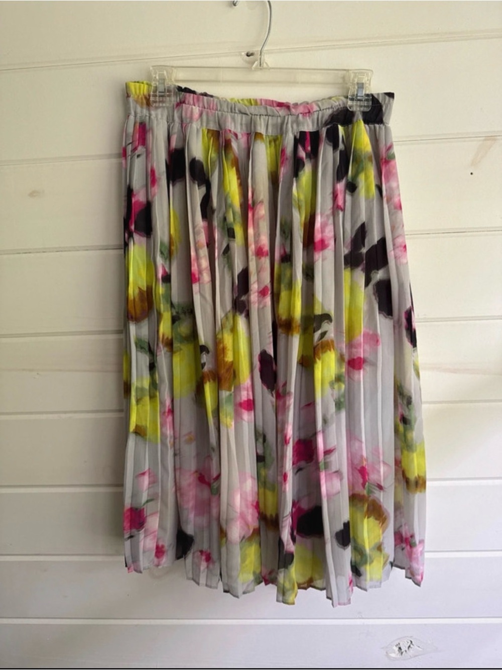 Liz Claiborne Pleated Floral Midi Skirt with Pink & Yellow Blooms